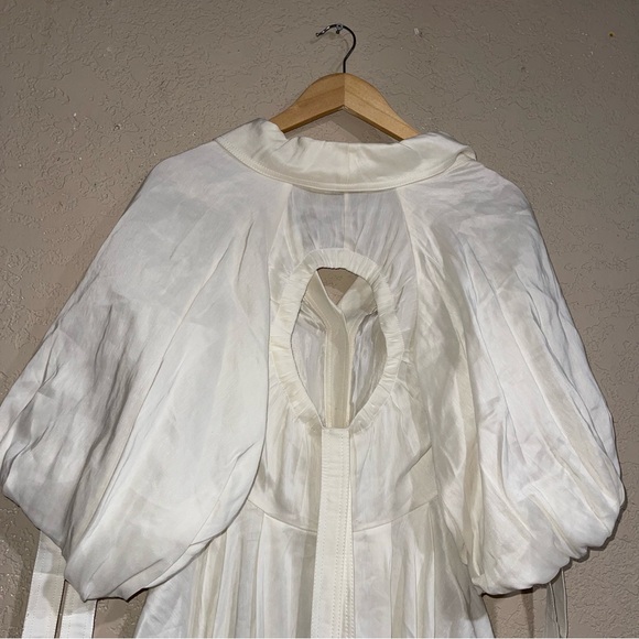 Aje | Silk Linen Puff Sleeve Train Backside Top In Cream Size: US 4 - Picture 9 of 11